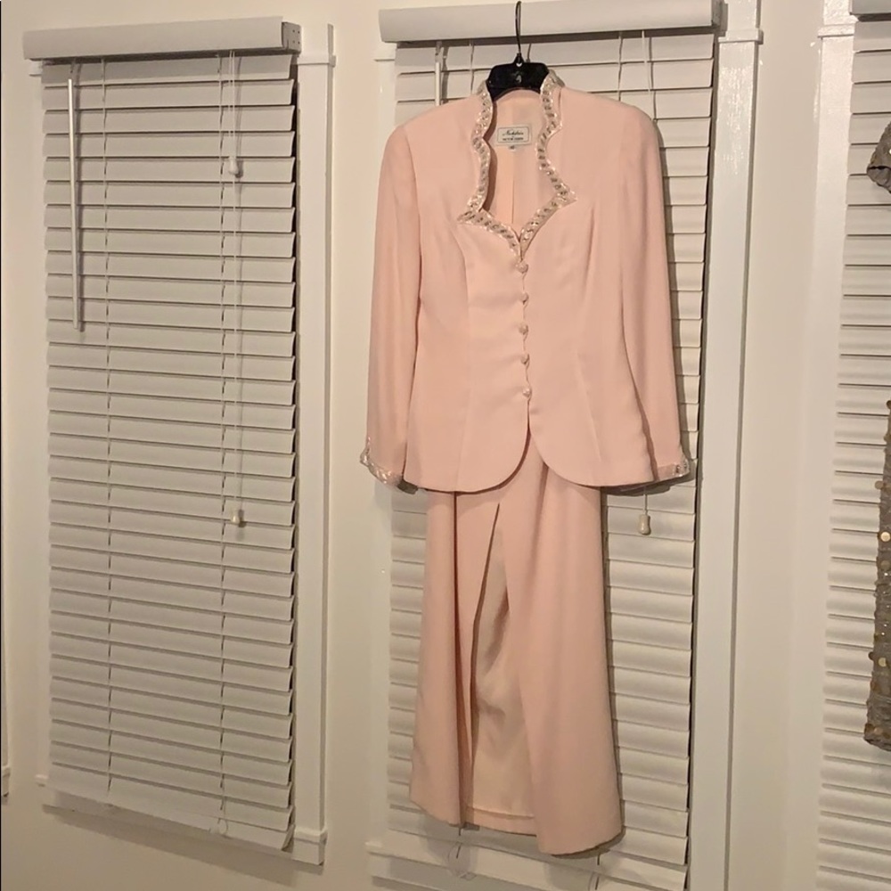 Vintage 2 piece skirt and jacket set